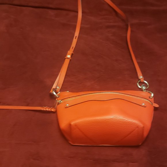 REBECCA MINKOFF RED BAG.. - Picture 2 of 8